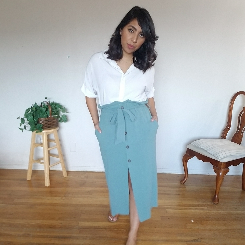 SAGE GREEN PAPER BAG BUTTON MIDI SKIRT - Picture 2 of 6